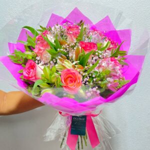 Buquê com 10 Rosas cor de Rosa
