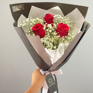 Buquê com 03 Rosas