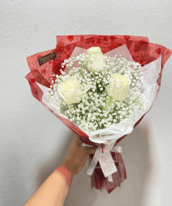 Buquê com 03 Rosas Brancas